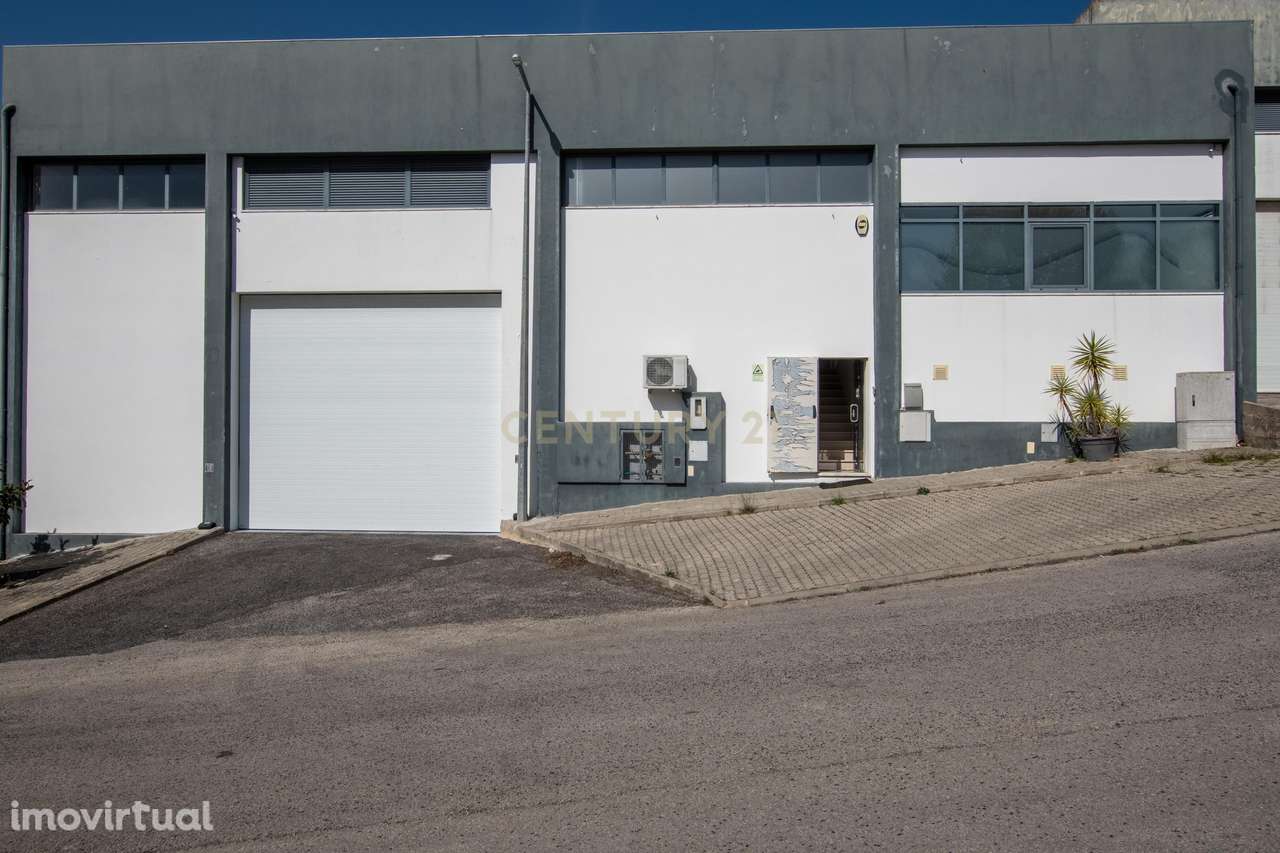 Armazém Industrial com 633m² | São Miguel de Alcainça - Grande imagem: 3/44