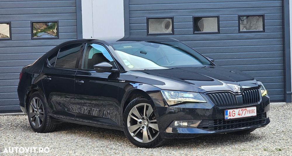 Skoda Superb 2.0 TDI DSG Sportline - 21