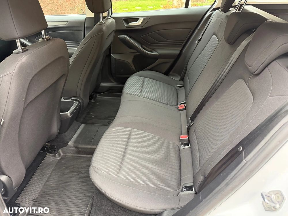 Ford Focus 1.5 EcoBlue Active Business - 10