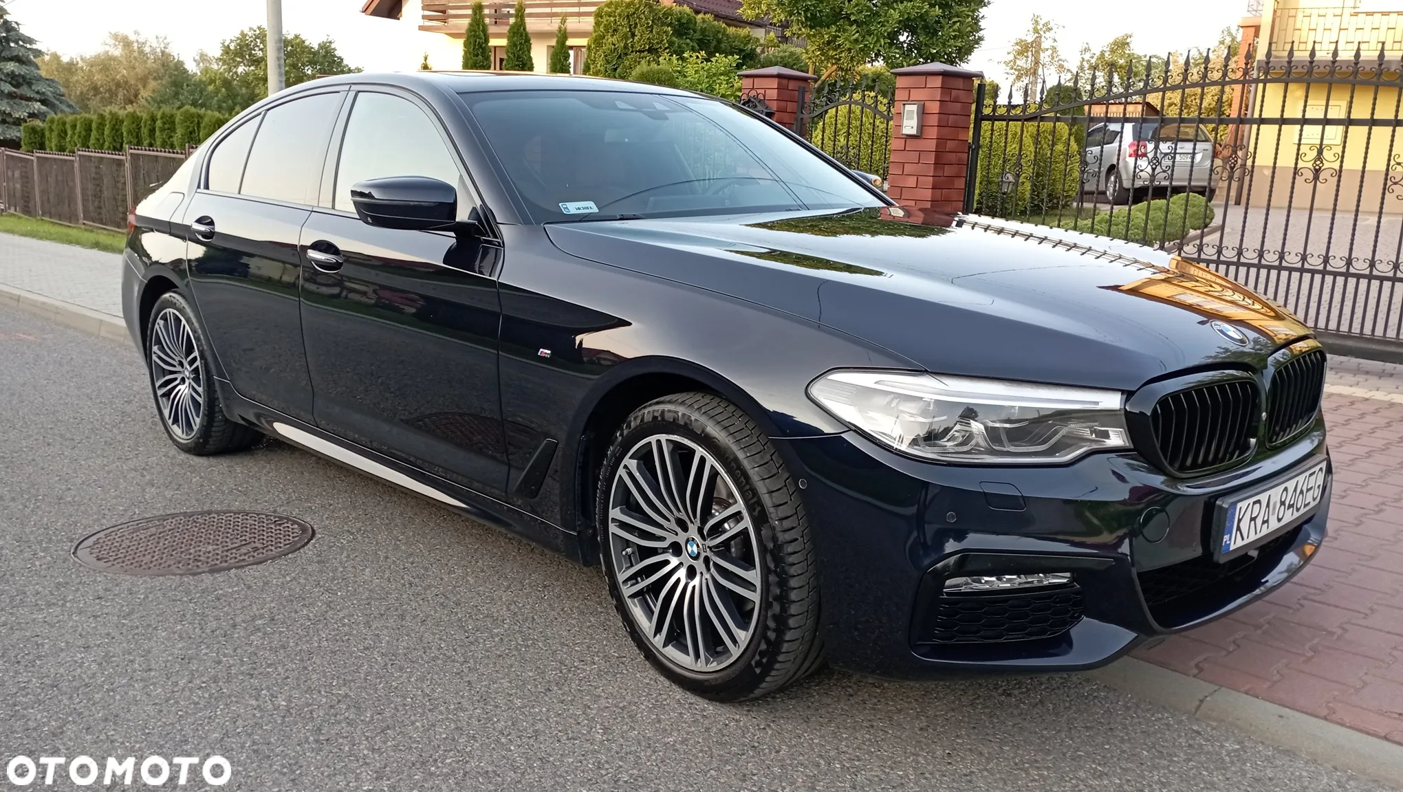 BMW Seria 5 520d xDrive M Sport sport - 9