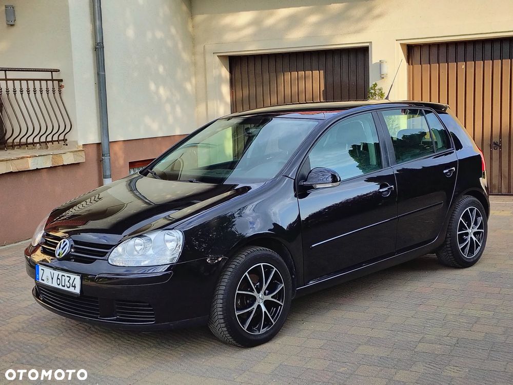 Volkswagen Golf 1.6 Trendline - 1