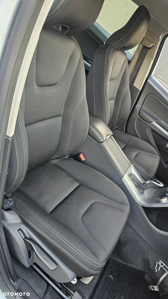 Volvo V60 T5 Kinetic - 12
