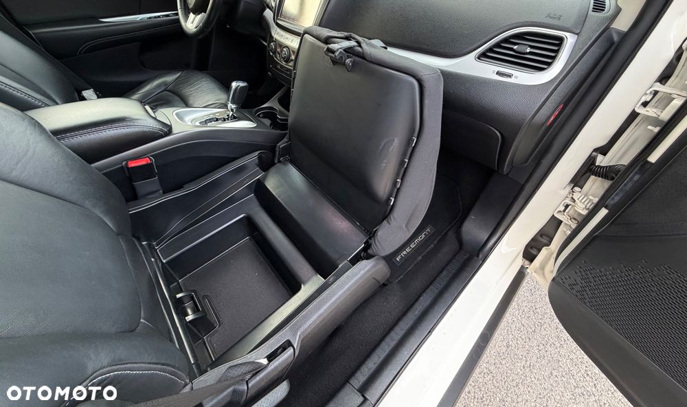 Fiat Freemont 2.0 Multijet 16V DPF Automatik Allrad Lounge - 19