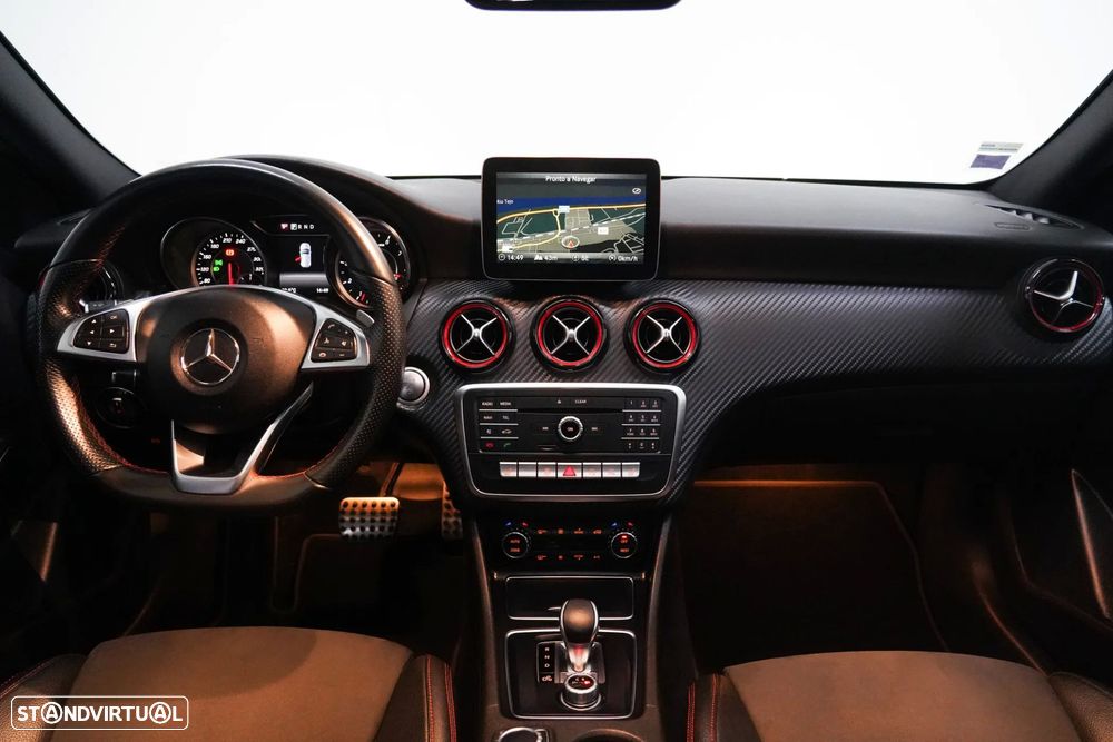 Mercedes-Benz A 45 AMG 4-Matic - 6