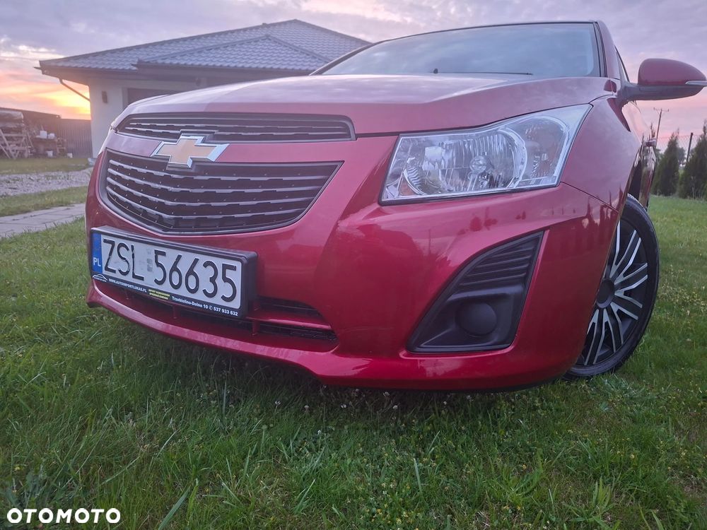 Chevrolet Cruze 1.6 LS - 6