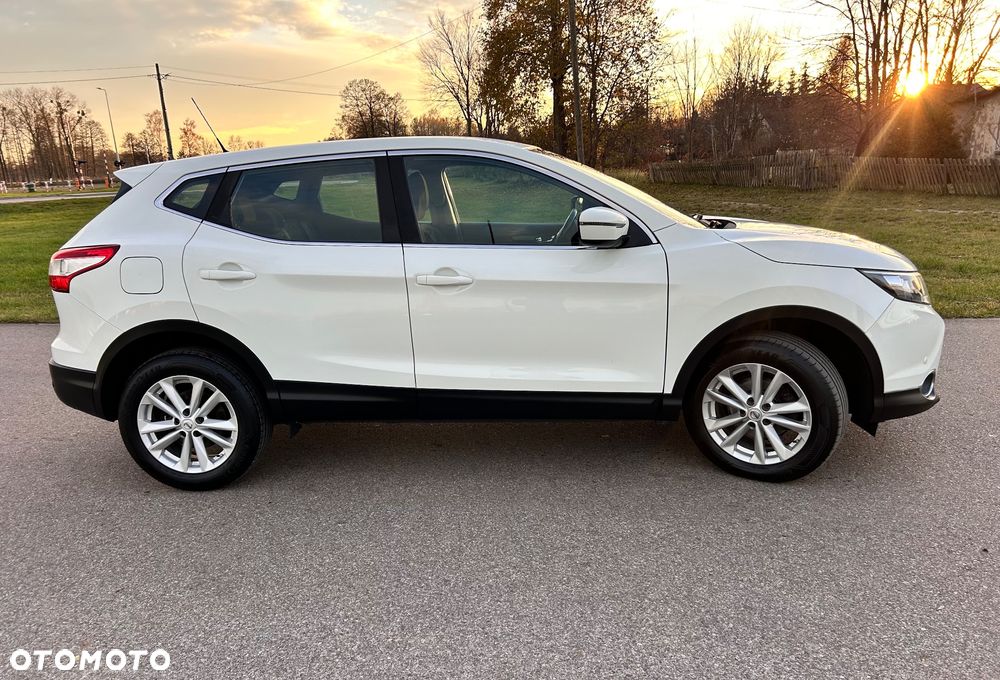 Nissan Qashqai 1.6 DCi Xtronic ACENTA - 10