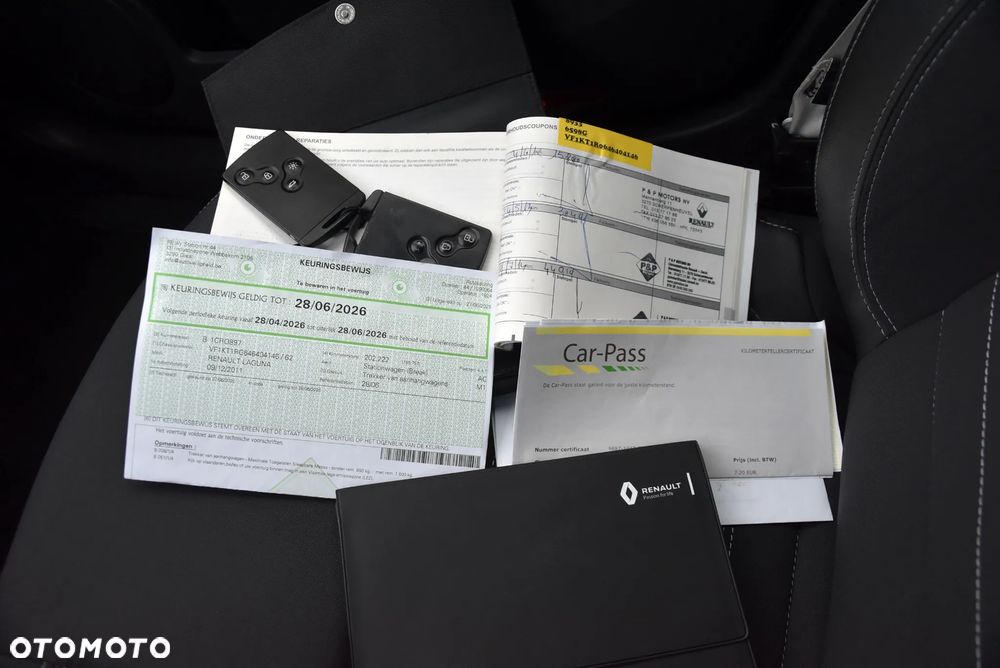 Renault Laguna dCi 110 FAP Bose Edition - 5