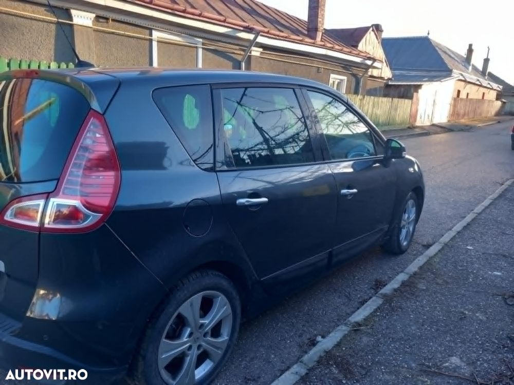 Renault Scenic 2.0 16V Aut. Avantage - 13
