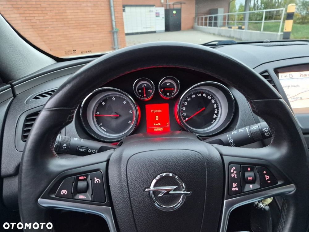 Opel Insignia - 17