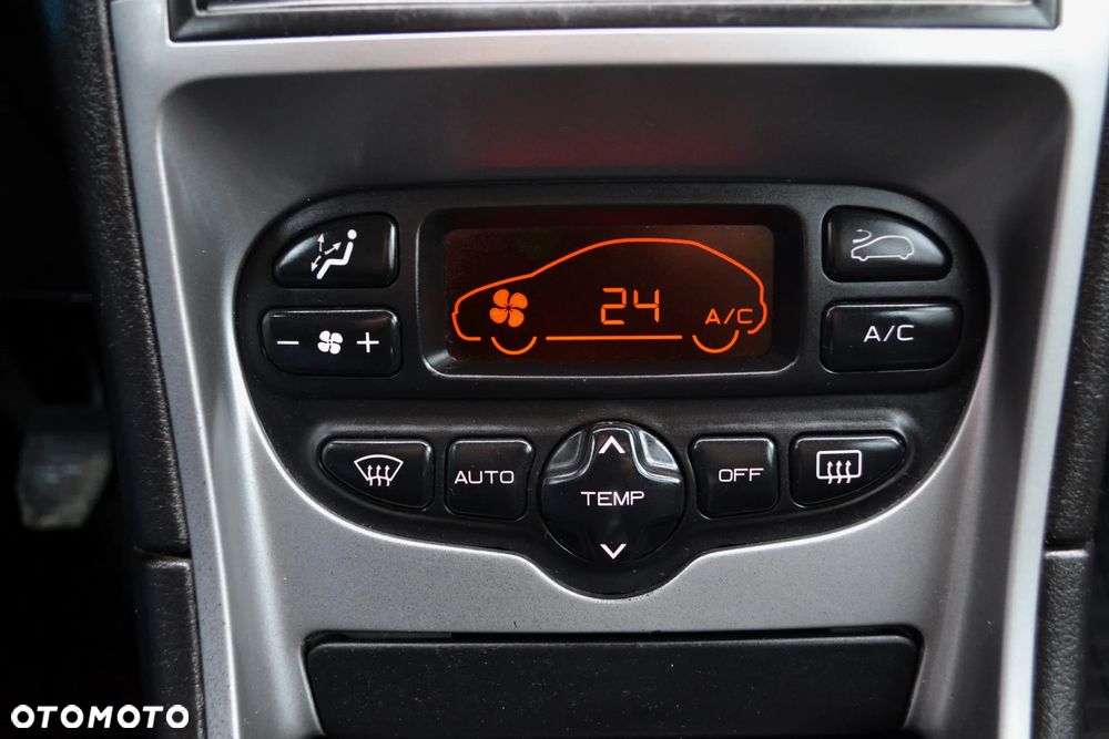 Peugeot 307 2.0 XT Premium - 18
