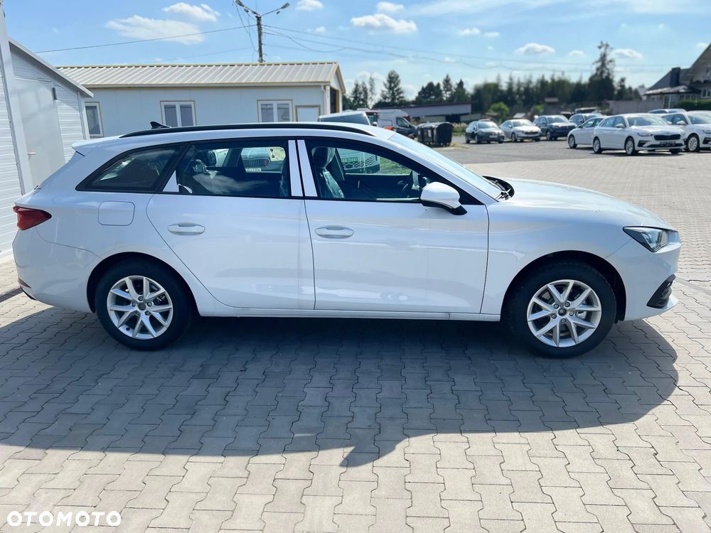 Seat Leon Sportstourer 2.0 TDI Style - 4