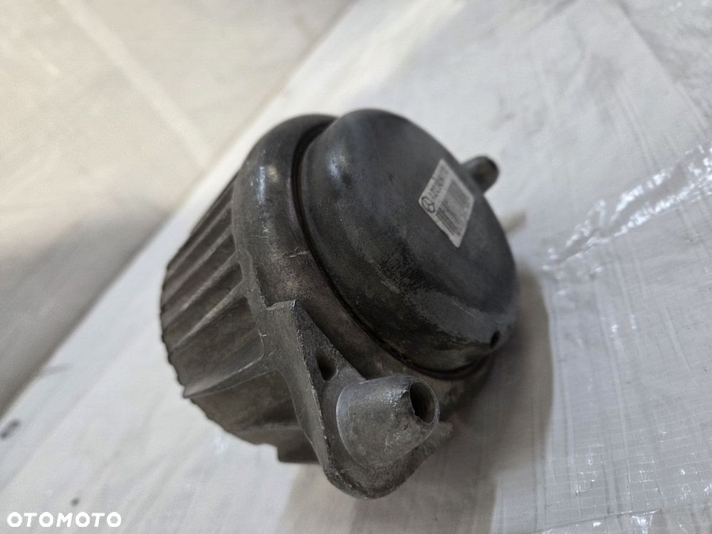 PODUSZKA MOCOWANIE SILNIKA PRAWA MERCEDES W212 2.2 CDI A2122406417Q1 - 3