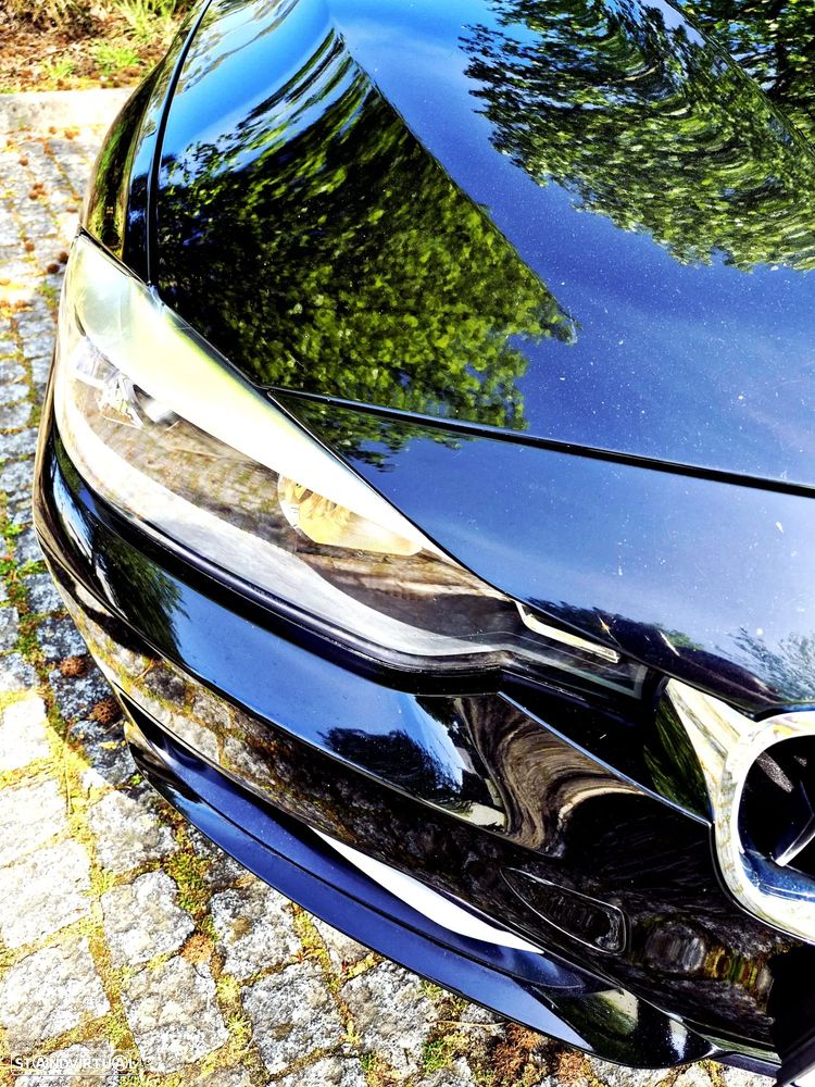 BMW 316 i Sport Line - 11