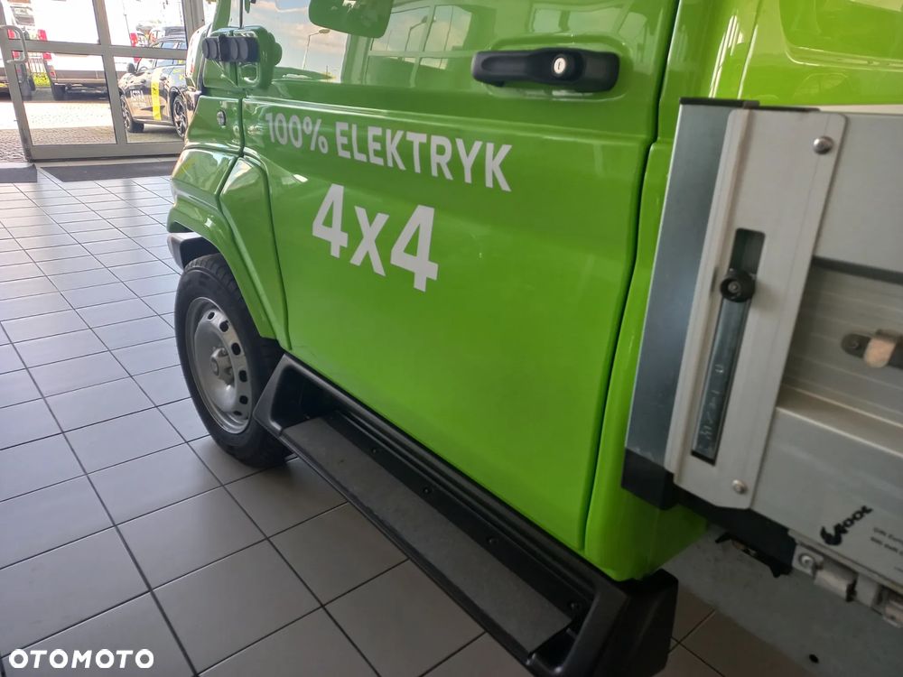 Evum Motors ACAR - 19