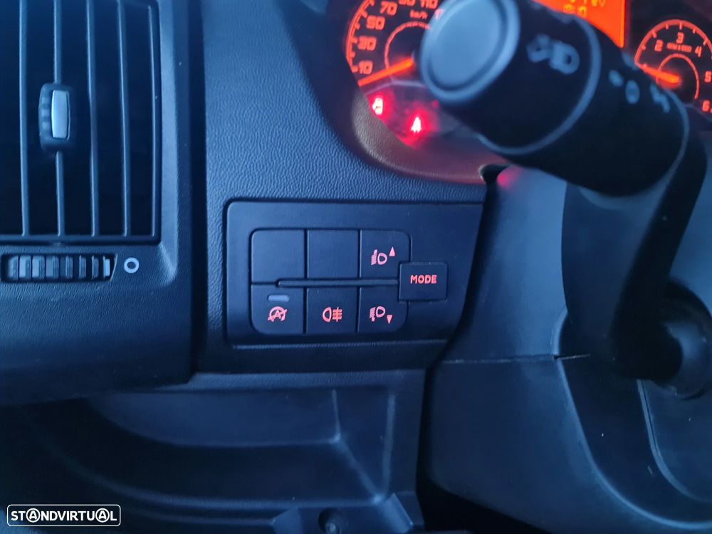 Peugeot BOXER PRO 7 LUG - 130CV - Ac / Gps / IVA dedutível - 33