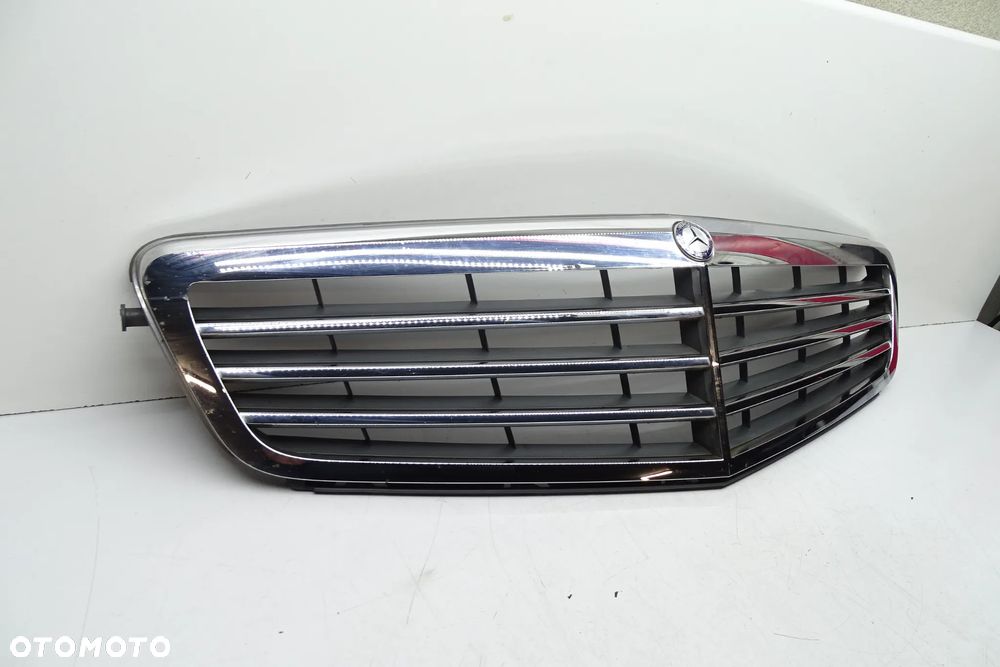 Mercedes C Klasa W204 Grill Atrapa chłodnicy - 3