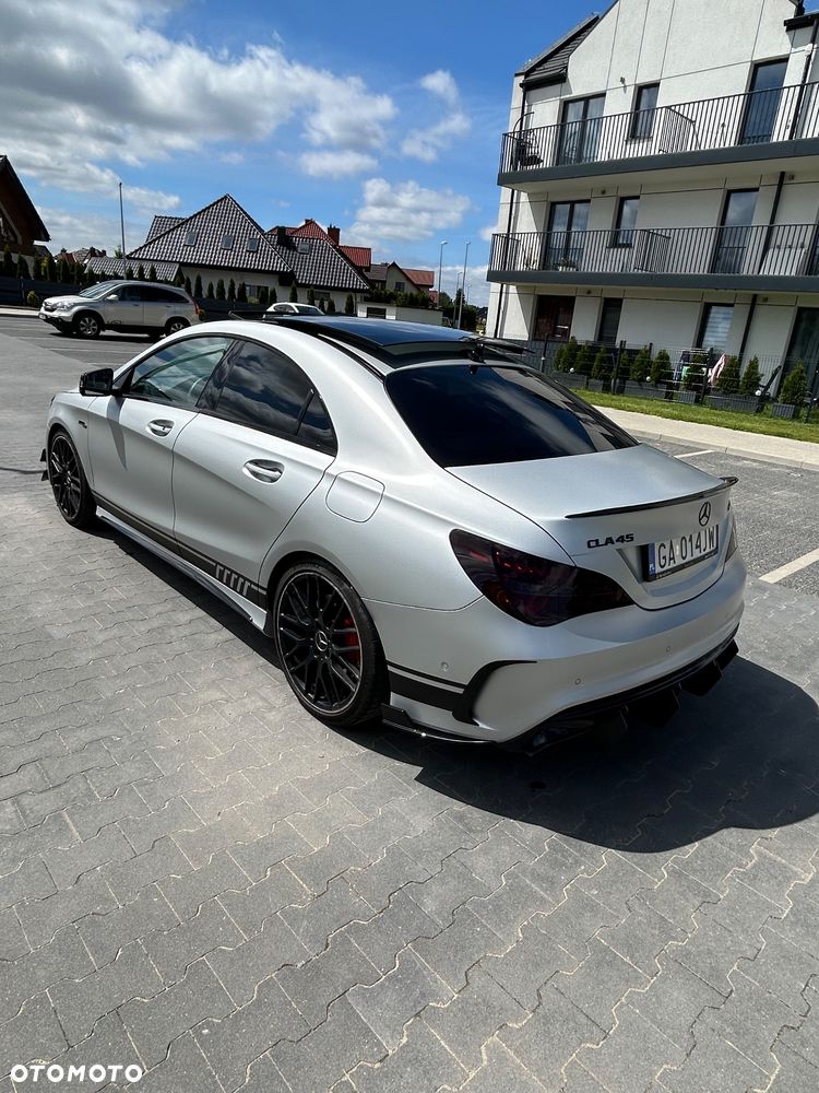 Mercedes-Benz CLA - 11