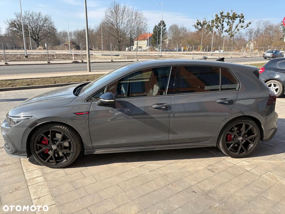 Volkswagen Golf GTI 2.0 TSI OPF Performance - 5