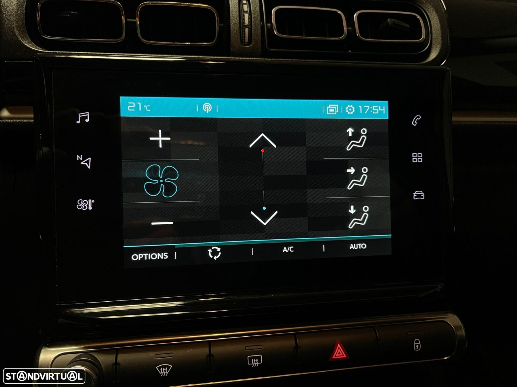 Citroën C3 1.2 PureTech Shine EAT6 - 18