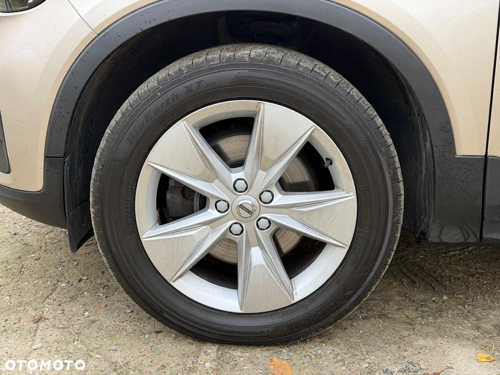 Volvo XC 40 B3 Plus Bright - 35