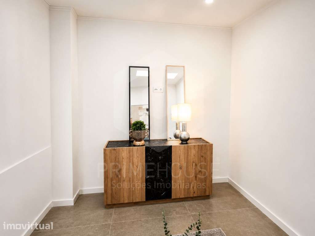 Apartamento - Benfica T3 totalmente remodelado com elevador - Grande imagem: 2/13