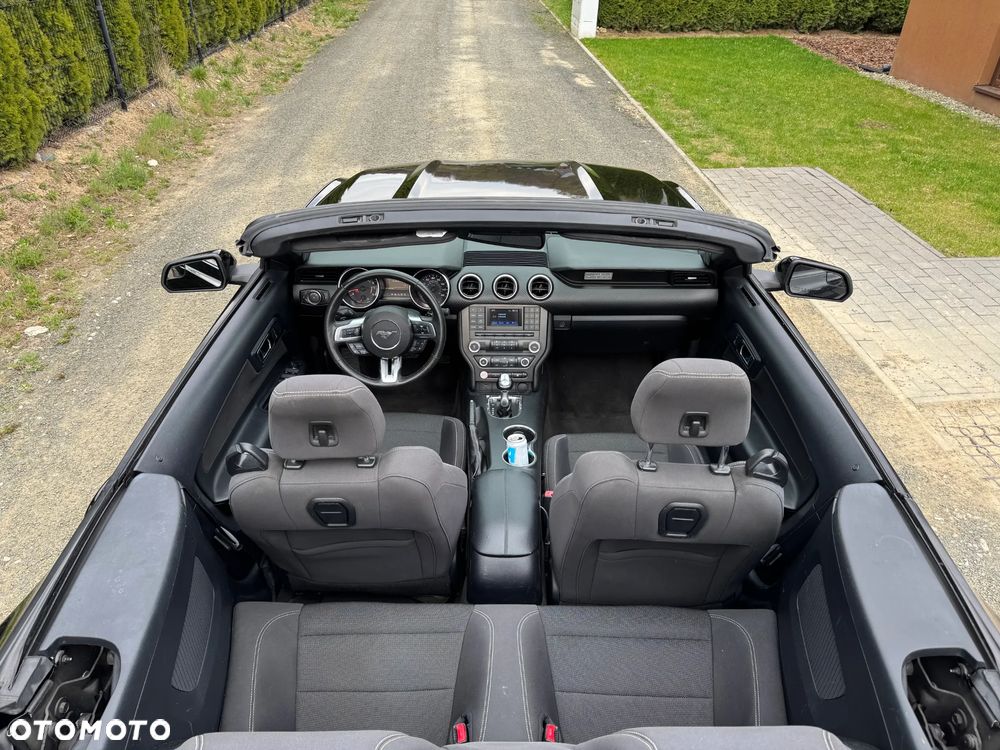 Ford Mustang 3.7 V6 - 18