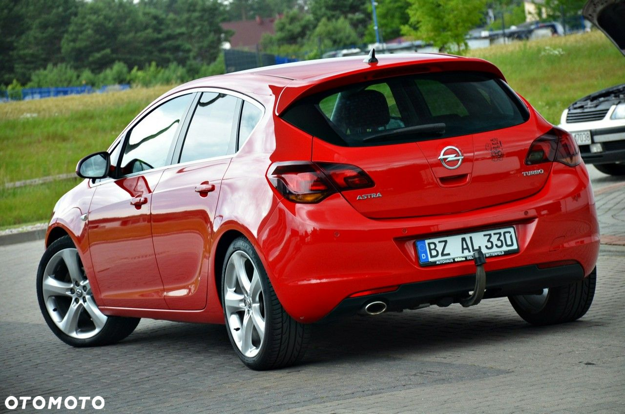 Opel Astra - 11