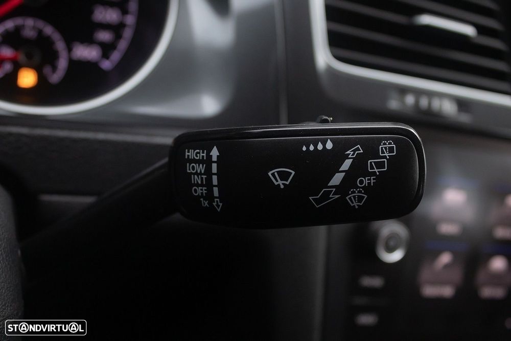 VW Golf Variant 1.6 TDi Confortline - 17