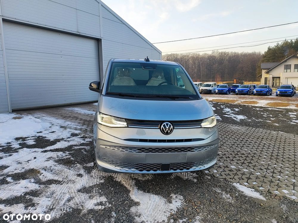 Volkswagen Multivan - 2