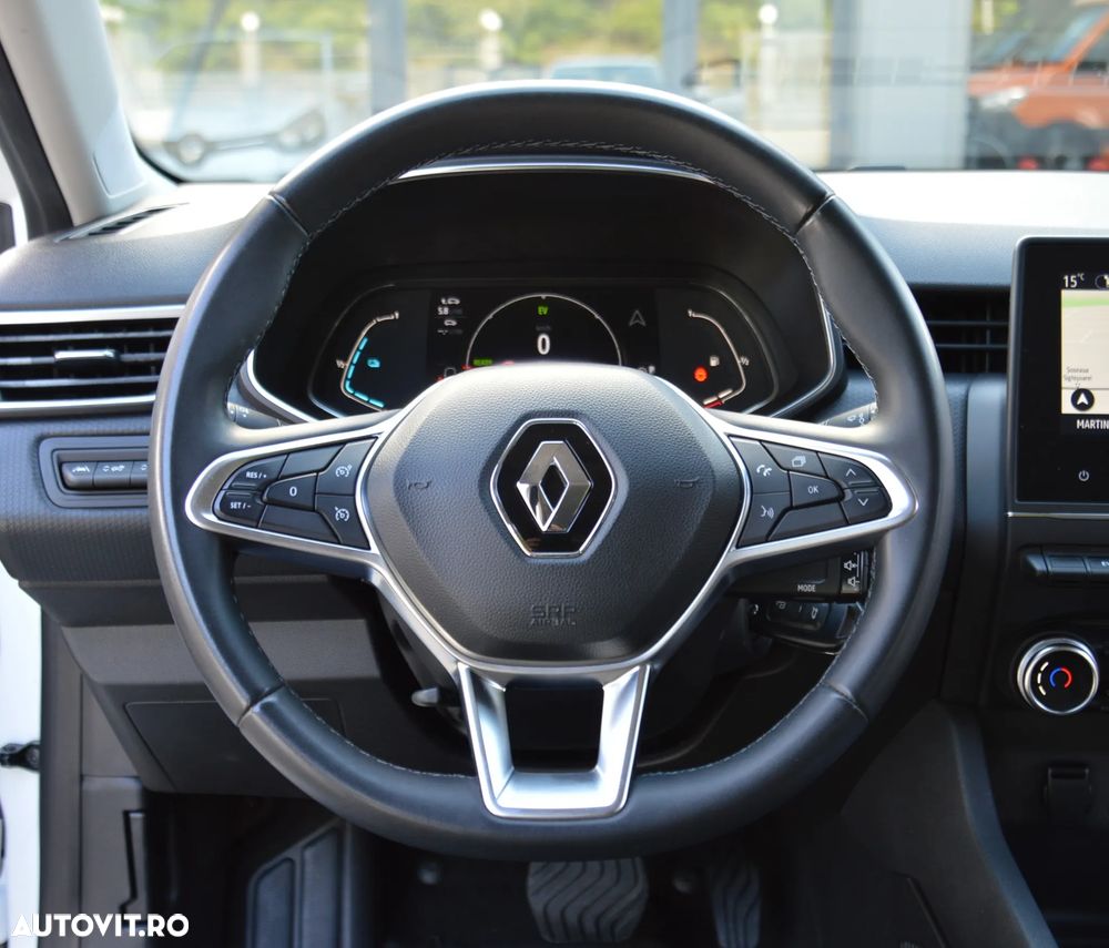 Renault Clio E-TECH Hybrid 140 BUSINESS EDITION - 29