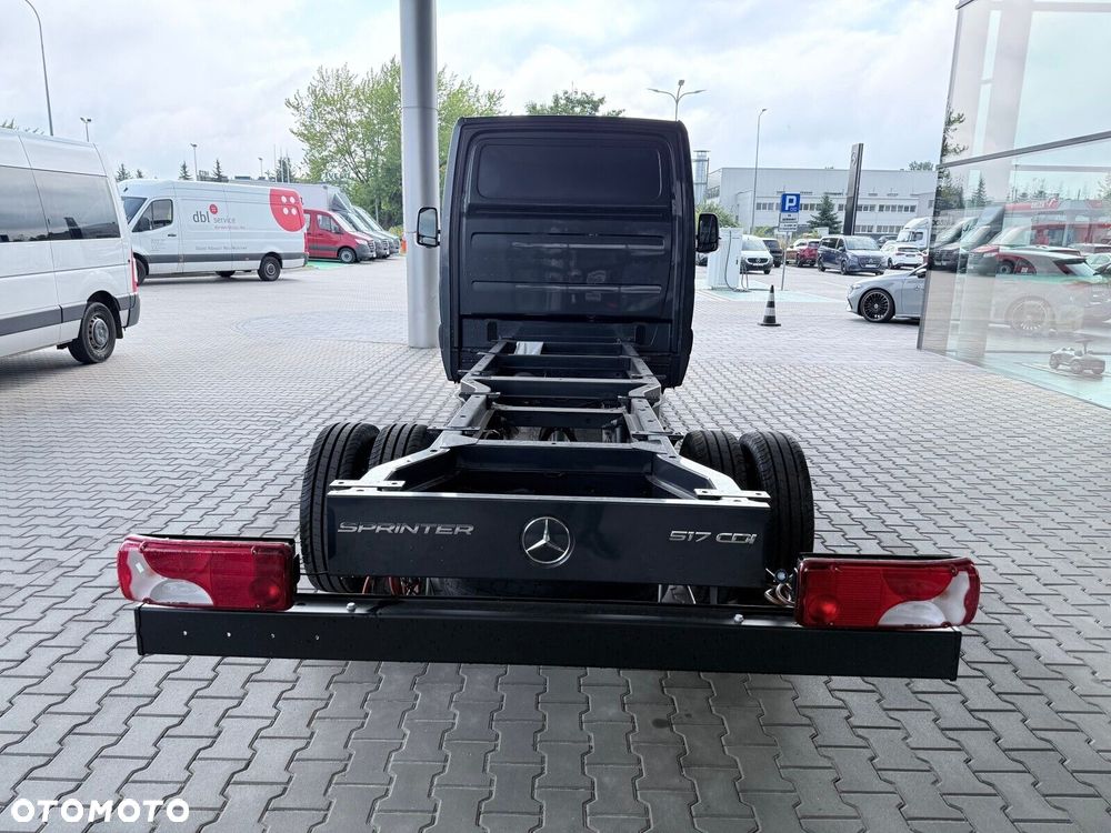 Mercedes-Benz Sprinter 517 cdi długi 4325 mm. - 10