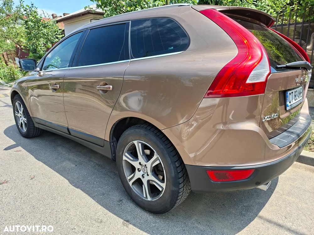 VOLVO XC60 2011 — imagine 16