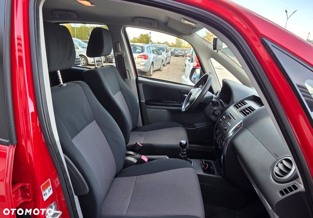 Suzuki SX4 - 24