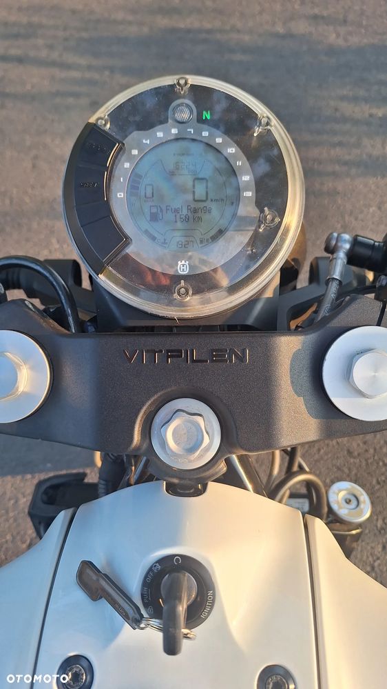 Husqvarna Vitpilen - 5