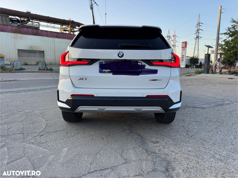 BMW X1 sDrive18i AT - 6