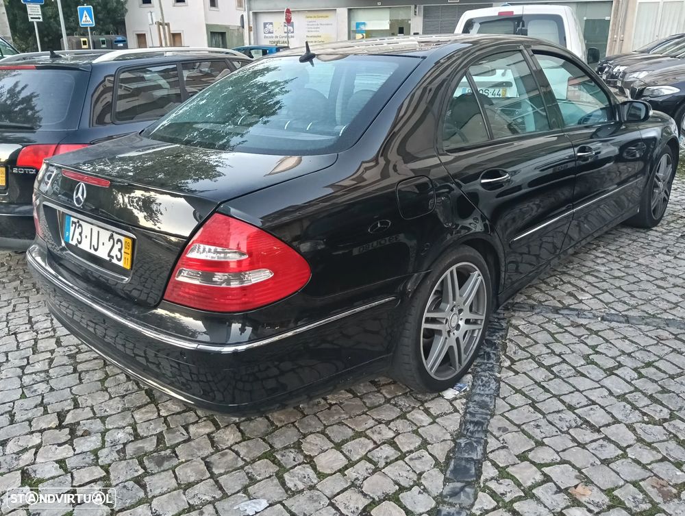 Mercedes-Benz E 320 - 13