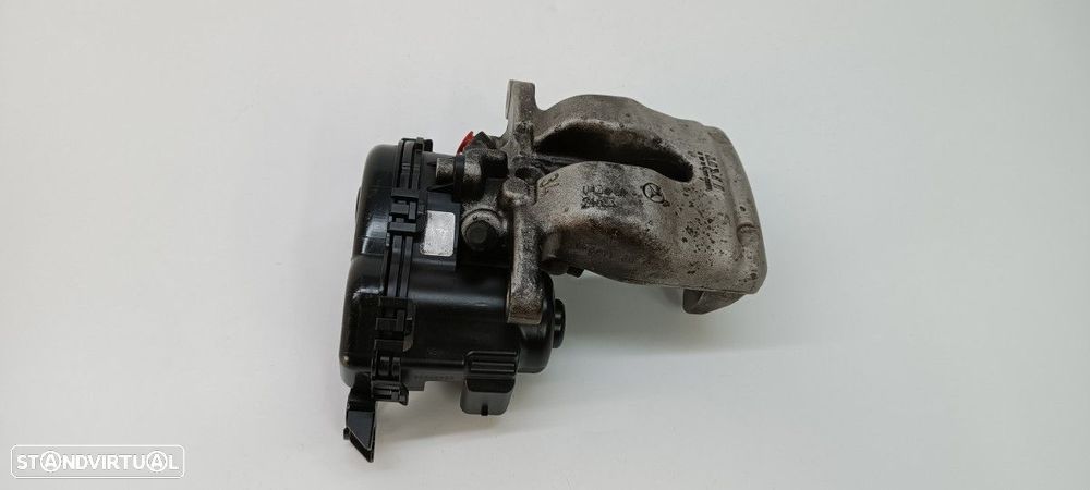 PINÇA DE TRAVÃO TRASEIRA ESQUERDA MERCEDES CLASE CLA (W117) CLA 200 CDI (117.308... - 1