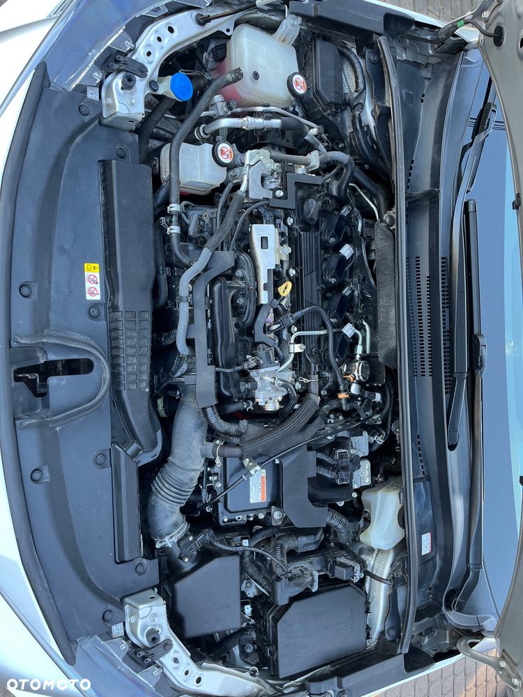 Toyota Corolla 2.0 Hybrid Executive - 38