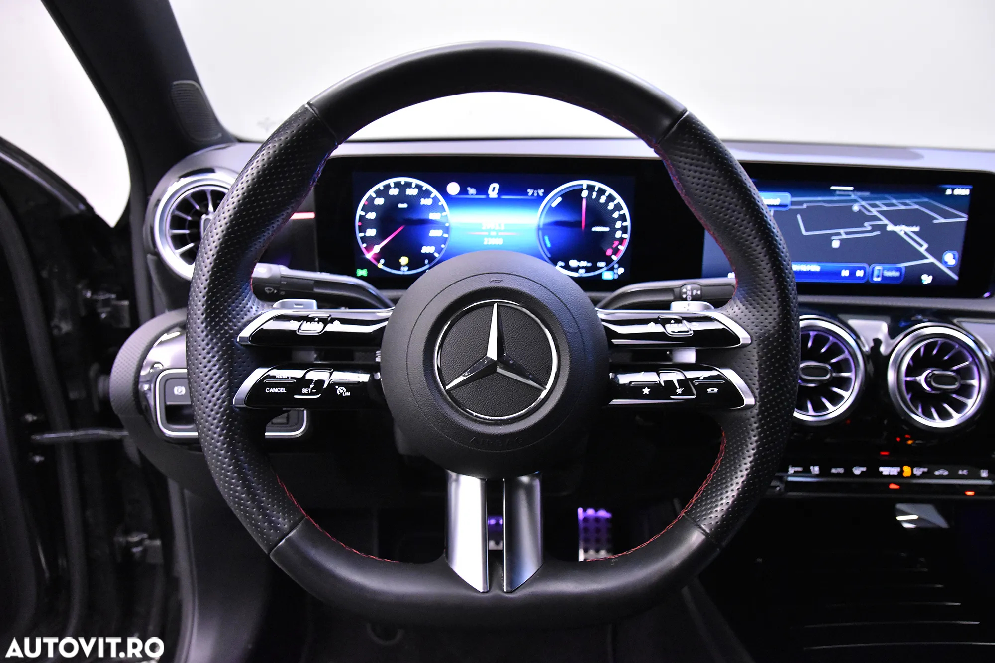 Mercedes-Benz A 250 e Aut. - 17