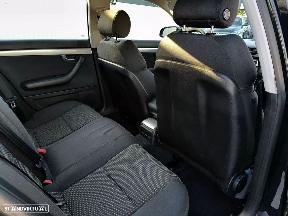 Audi A4 2.0 TDI S-line - 22