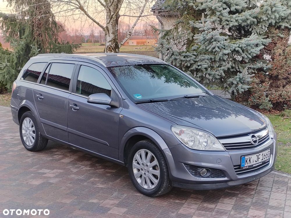 Opel Astra 1.6 Easytronic NAVI - 26