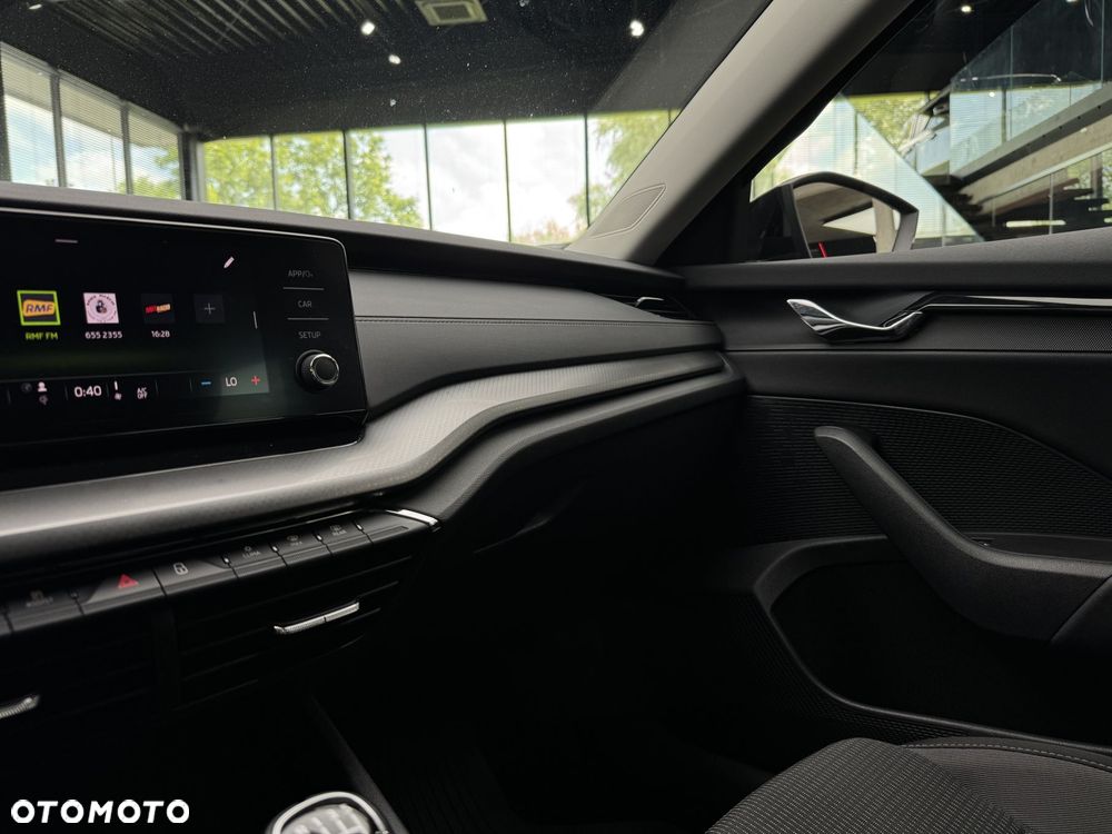 Skoda Octavia 2.0 TDI Ambition - 27