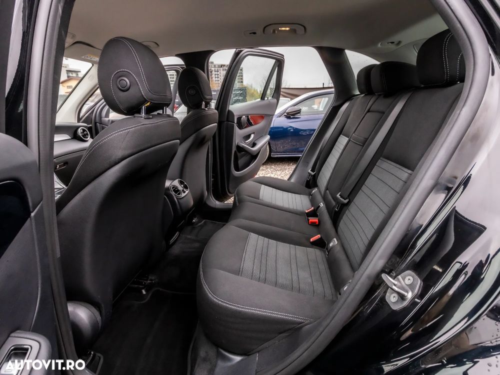 Mercedes-Benz GLC 220 d 4Matic 9G-TRONIC - 13