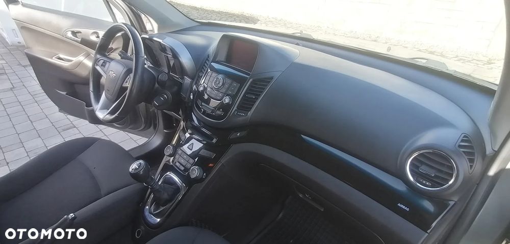 Chevrolet Orlando - 10
