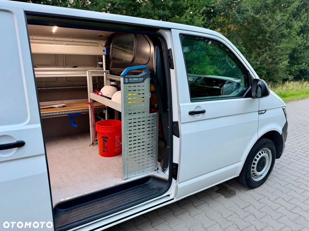 Volkswagen Transporter - 17