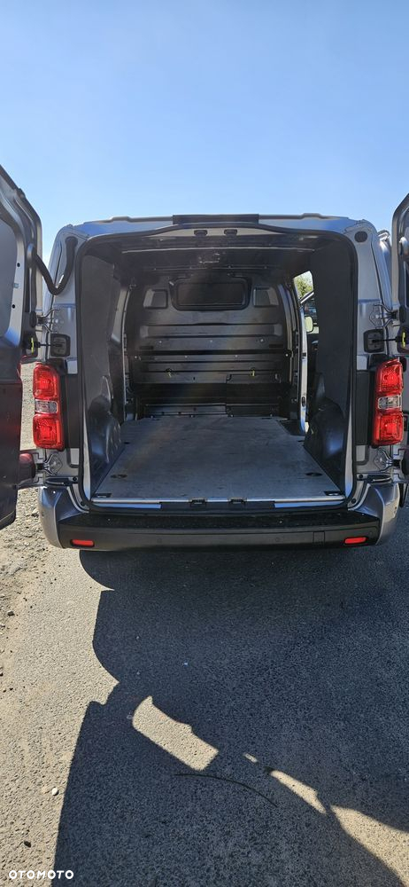 Opel Vivaro - 10