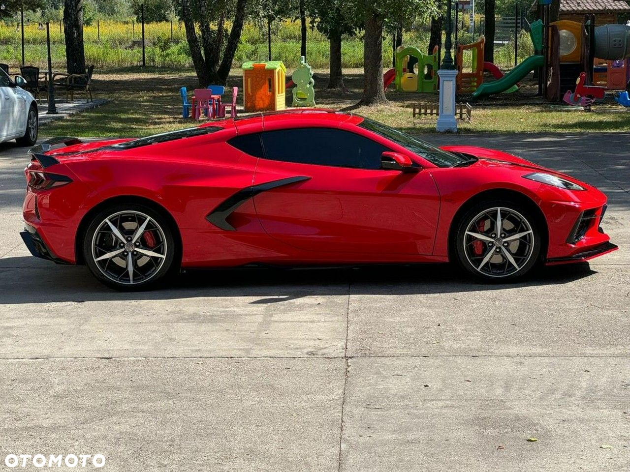 Chevrolet Corvette - 21