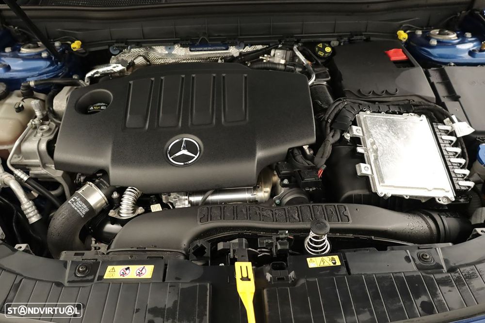 Mercedes-Benz GLB 180 d AMG Line - 25