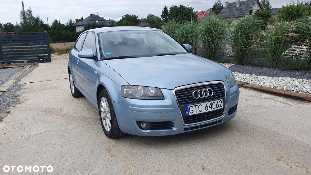 Audi A3 3-drzwiowe 1.6 Ambiente - 1