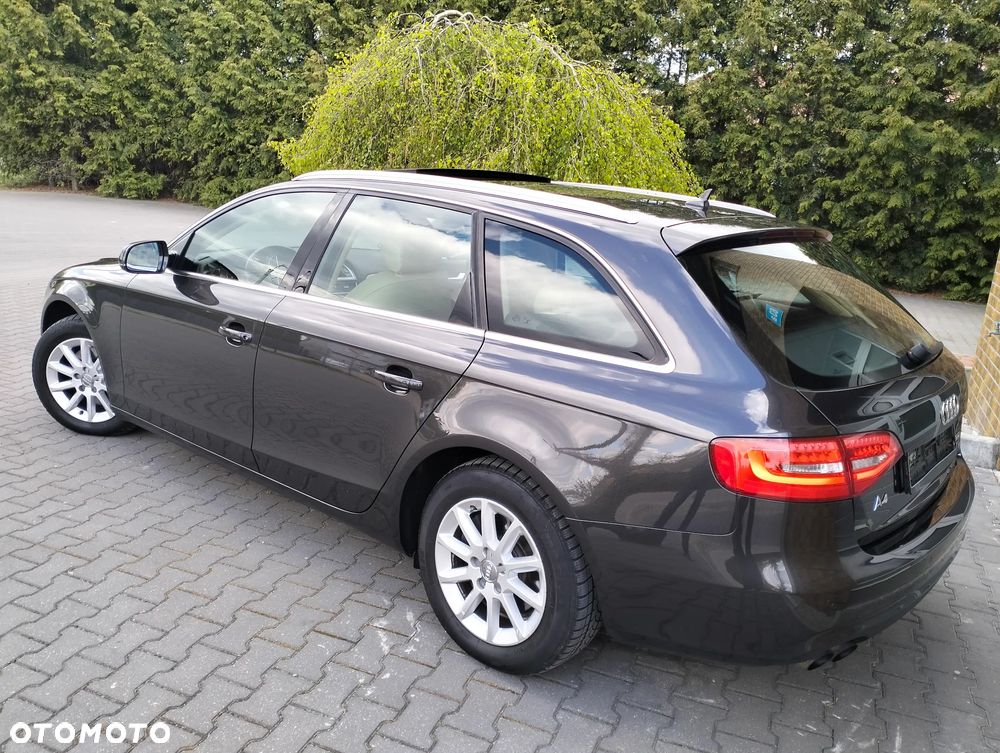 Audi A4 Avant 2.0 TDI DPF quattro Attraction - 15